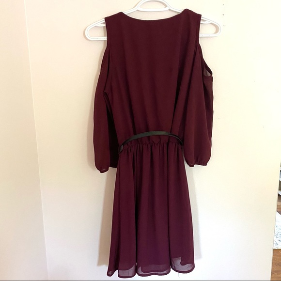 Eclipse Burgundy Formal Dress Size Small - Picture 2 of 2